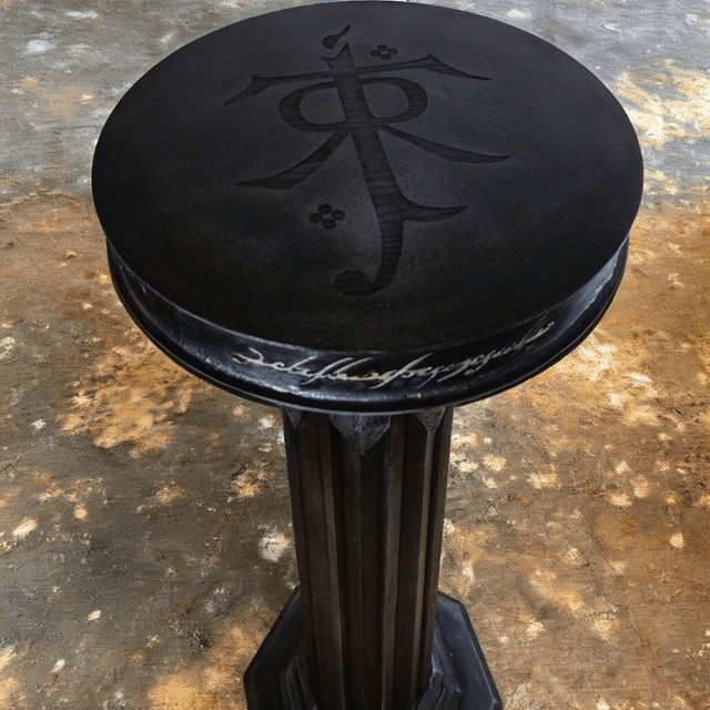 Socle colonne du Mordor pour figurines et statues - une création l'artelier de julien