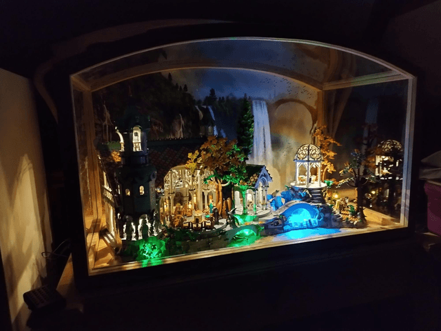 console vitrine elfique - réalisée pour le set lego rivendell 10316 par l'Artelier de julien 