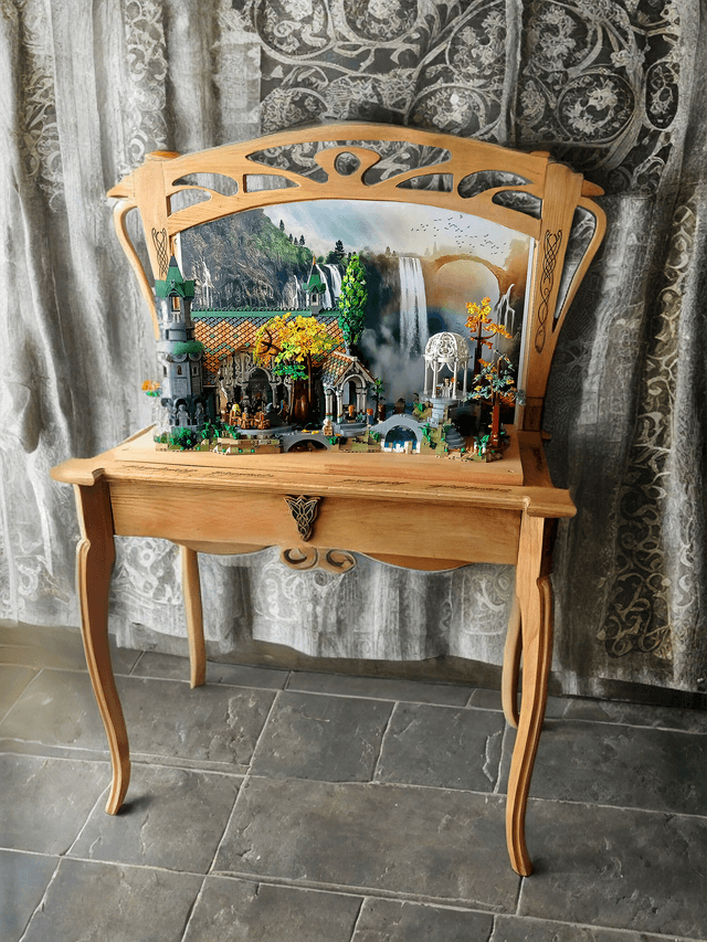 console vitrine elfique - réalisée pour le set lego rivendell 10316 par l'Artelier de julien 