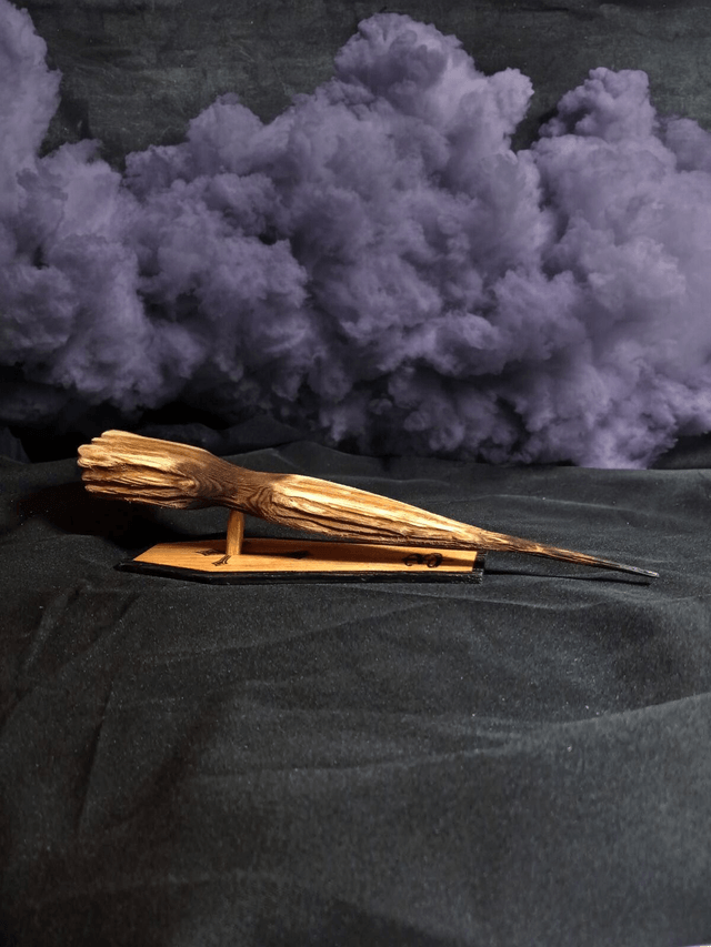 Réplique en bois du Pieu Personnel de Buffy inspiré de la série buffy the vampire slayers – l’artelier de Julien