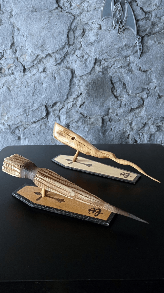 Réplique en bois du Pieu Personnel de Buffy inspiré de la série buffy the vampire slayers – l’artelier de Julien
