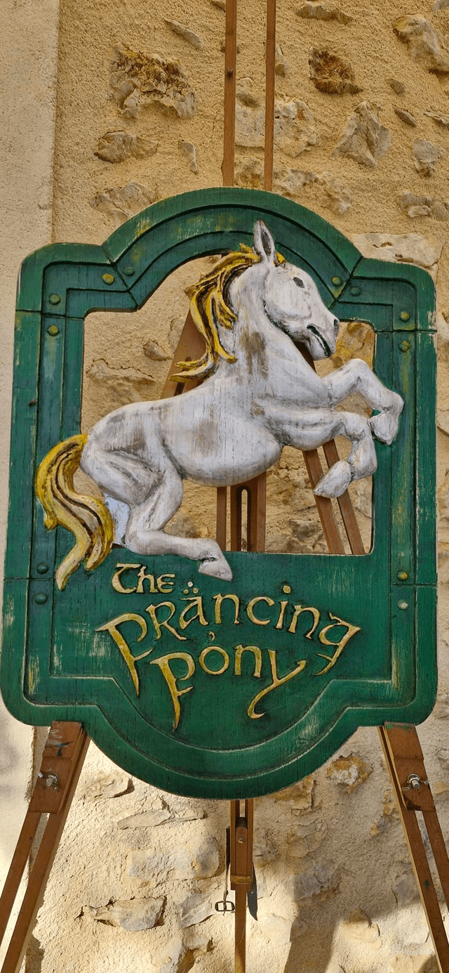 Auberge du poney fringuant sculpture recto / verso,  l'ARTelier de julien 