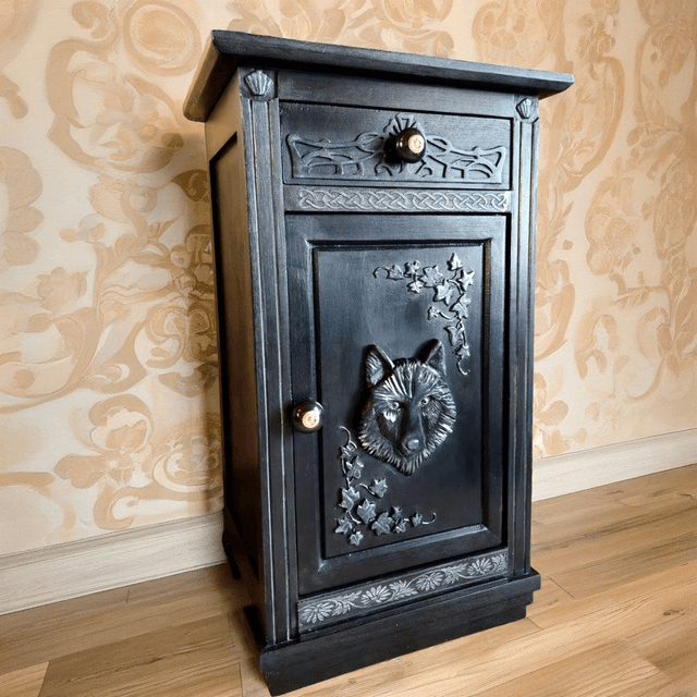 meuble art nouveau et son vitrail Mucha, création sur mesure | l'Artelier de Julien