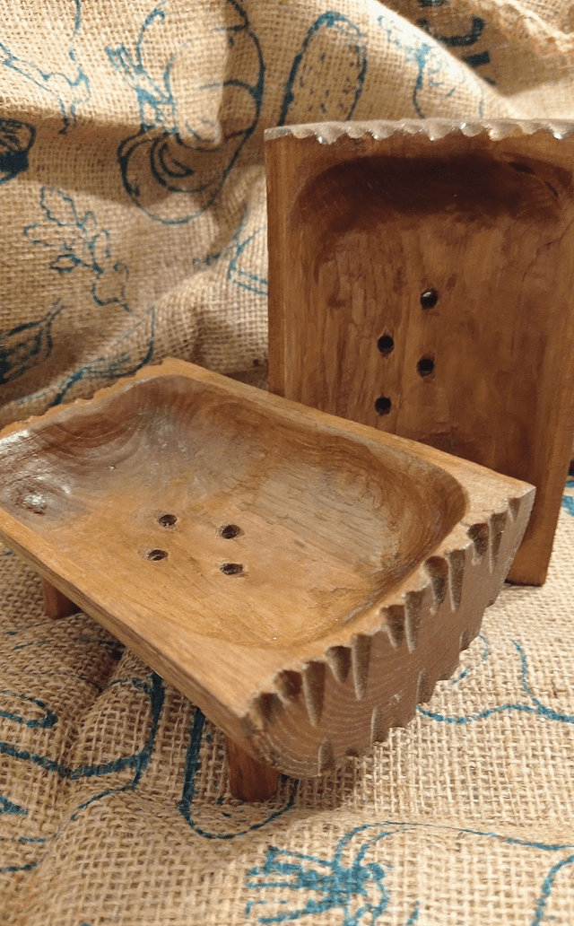 Porte Savon pour salle de bain en bois de châtaignier par l'Artelier de julien