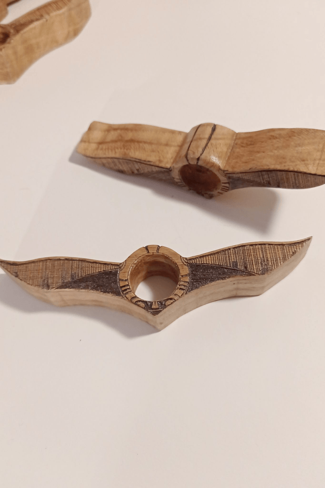 bague de lecture en bois vif d'or sur le thème Harry Potter -  par l'Artelier de julien