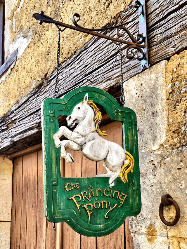 Auberge du poney fringuant sculpture recto / verso,  l&#039;ARTelier de julien 