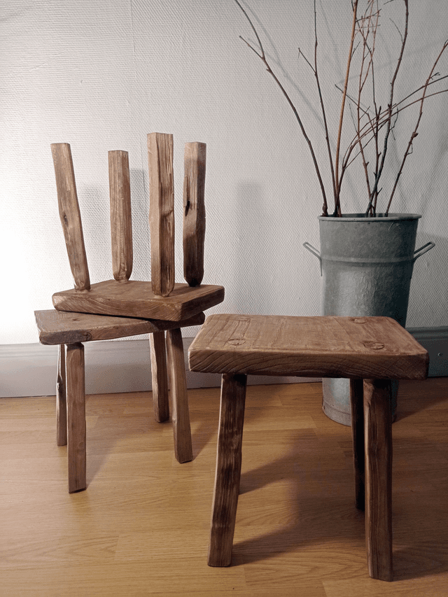 Tabouret vintage en bois de chataignier par l&#039;Artelier de julien